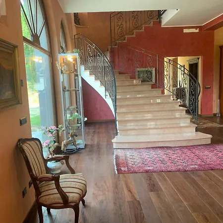 Remarkable 6 Bedrooms Villapiemonte With Land